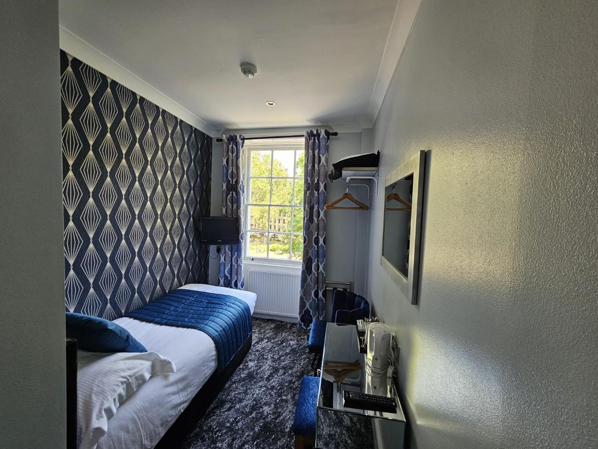 Mentone Hotel London Luaran gambar